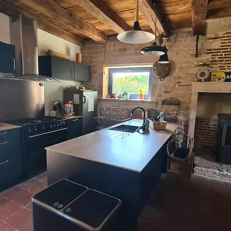 Le Grenier Du Chene Holiday home Saint-Etienne-sur-Reyssouze
