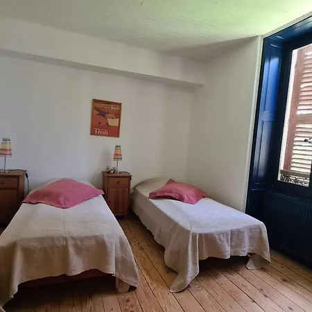 Holiday home Le Grenier Du Chene Saint-Etienne-sur-Reyssouze